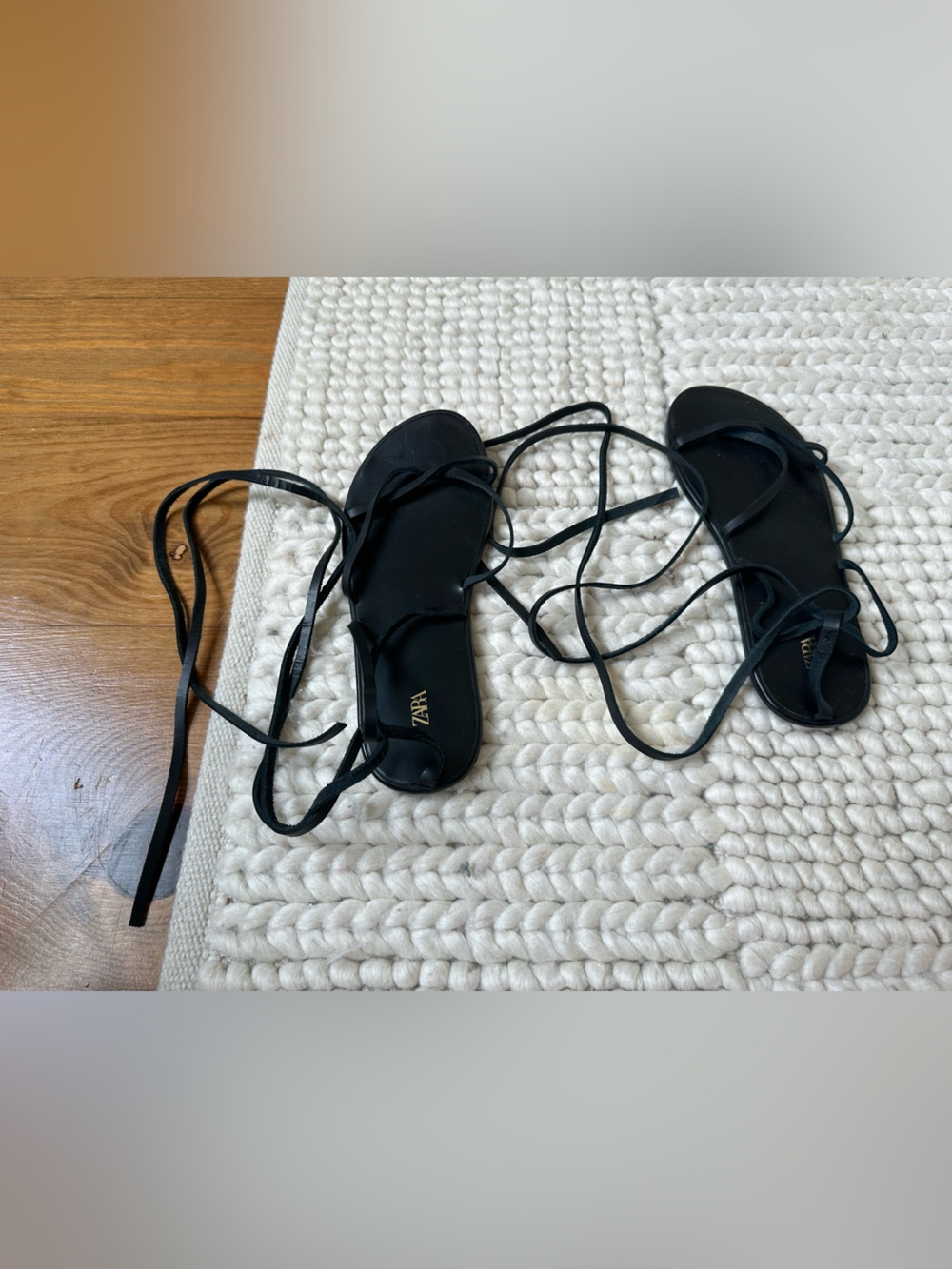 Zara Black Lace-Up Flat Sandals - never worn size US 7